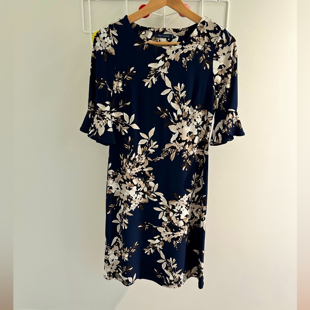 Navy blue floral dress (pre owned) size 2